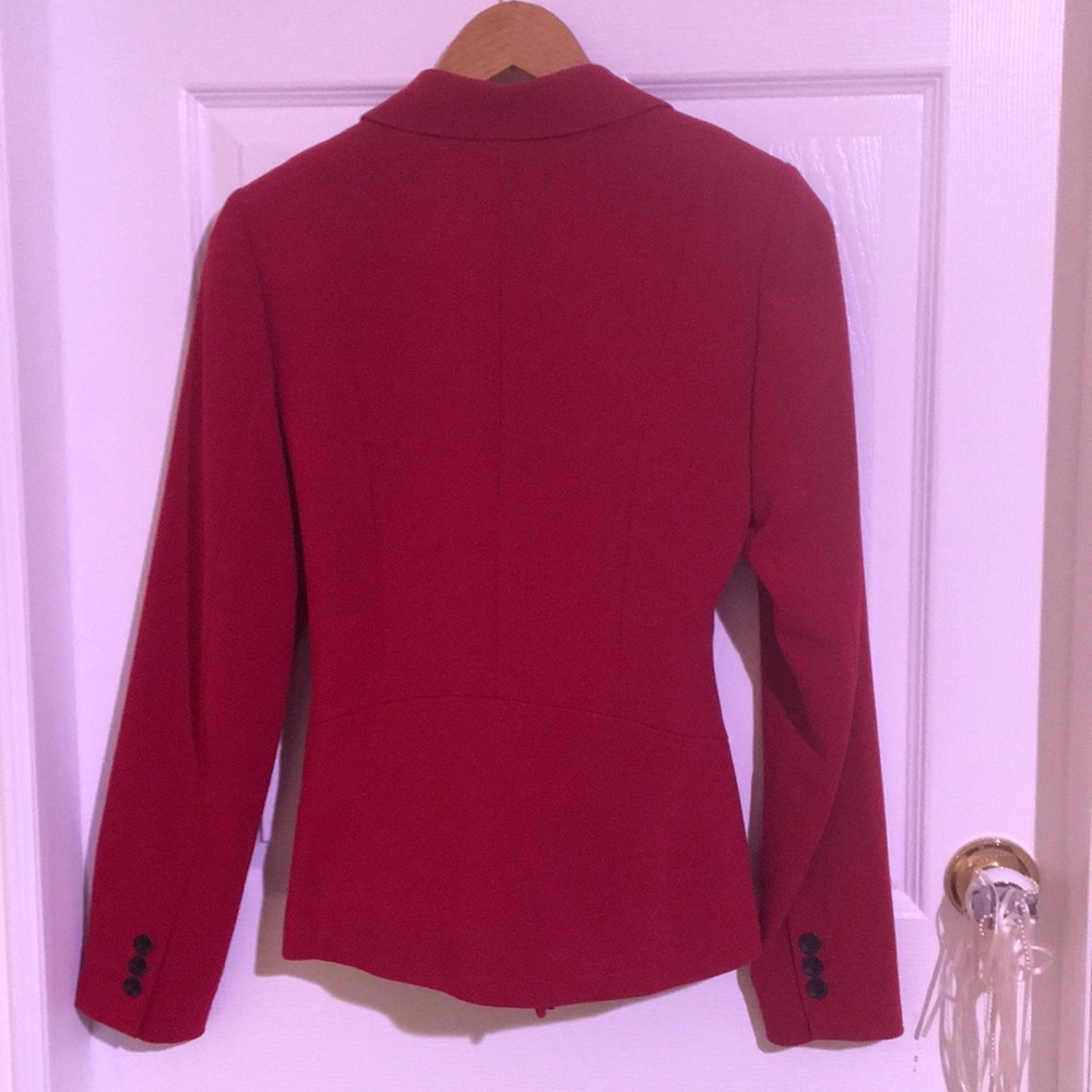 Blazer - Picture 2 of 5